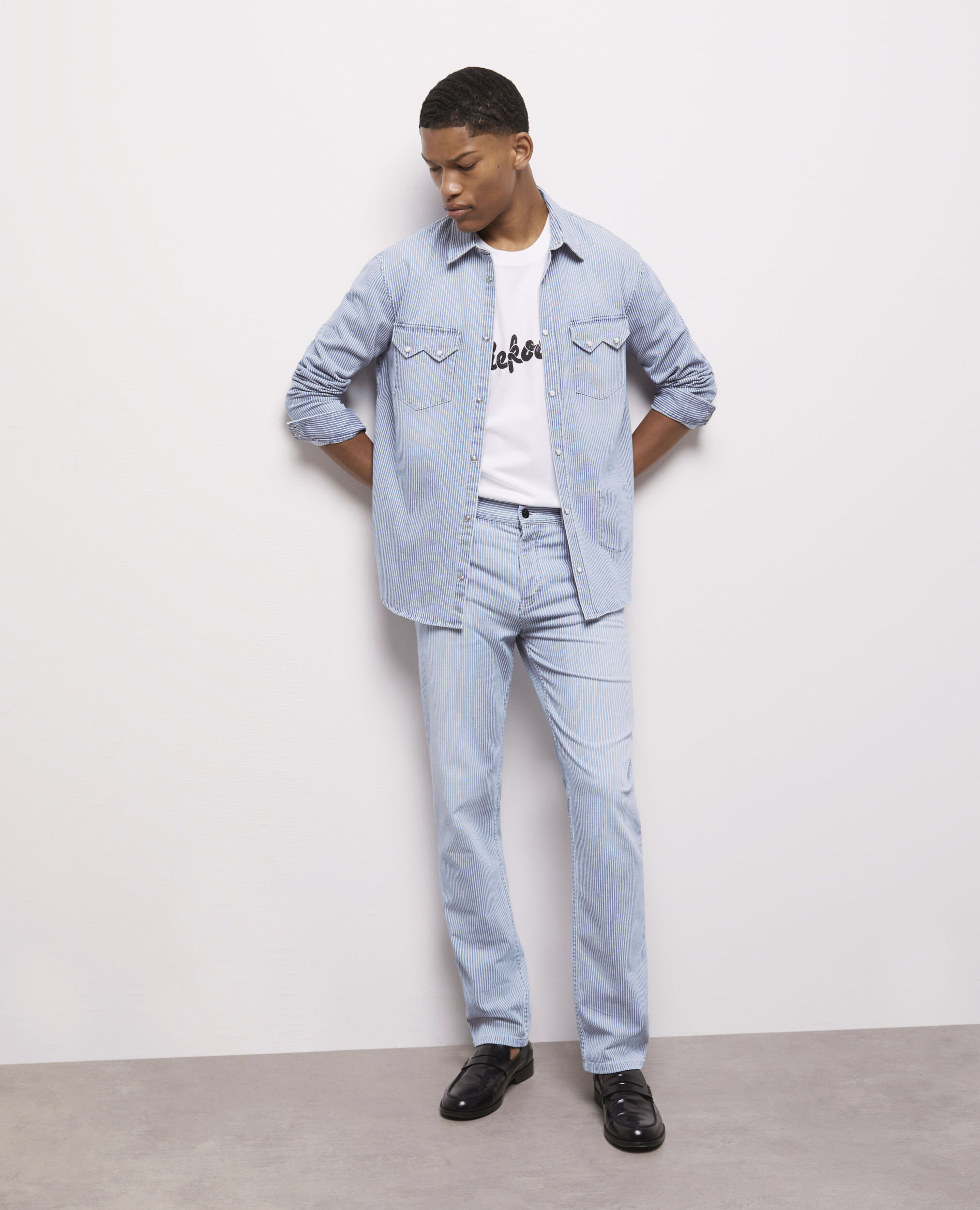 Light blue and white striped shirt outfit best sale