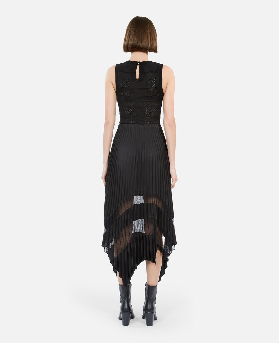 long black pleated skirt