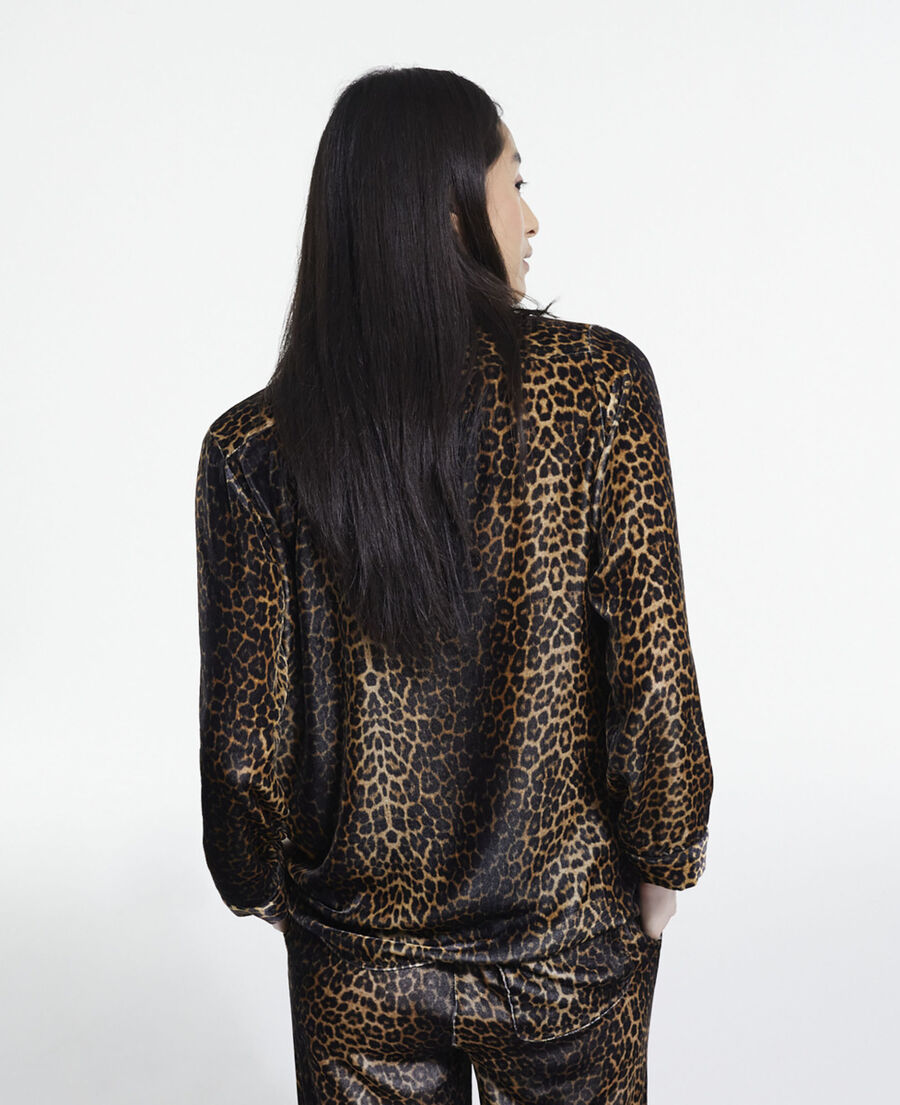 hemd aus velours mit leopardenmotiv