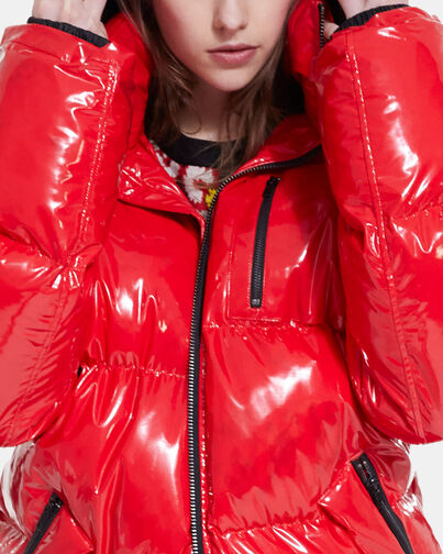 , RED, hi-res image number null