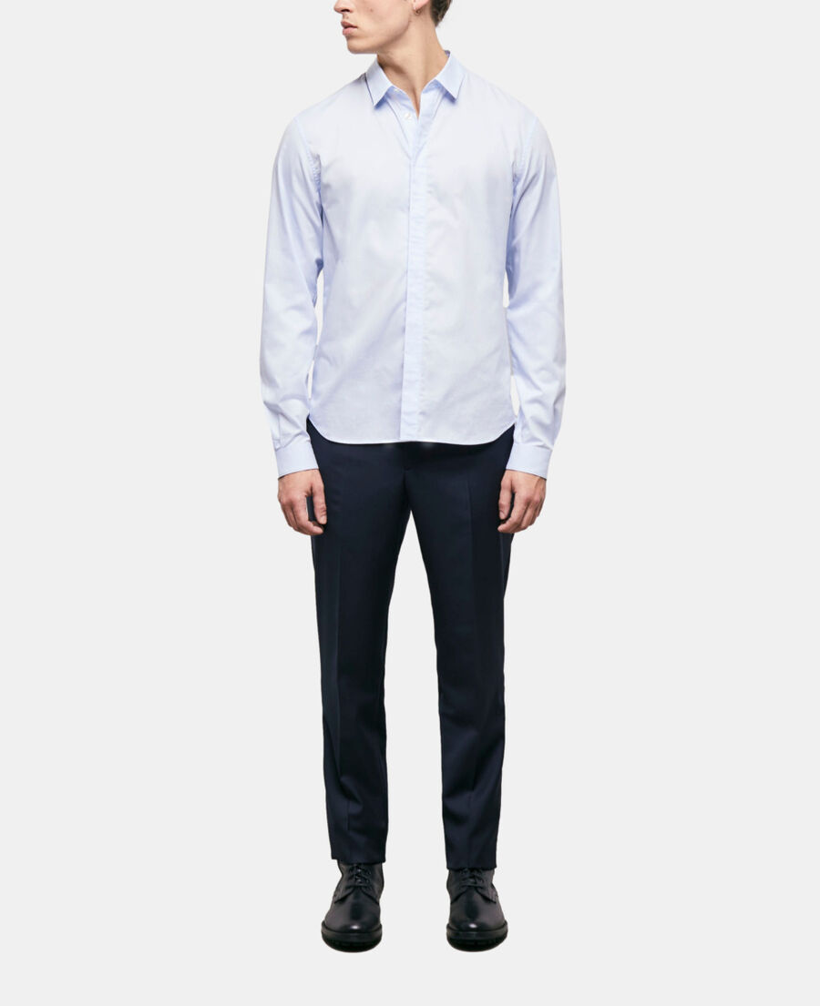camisa algodón azul con cuello clásico