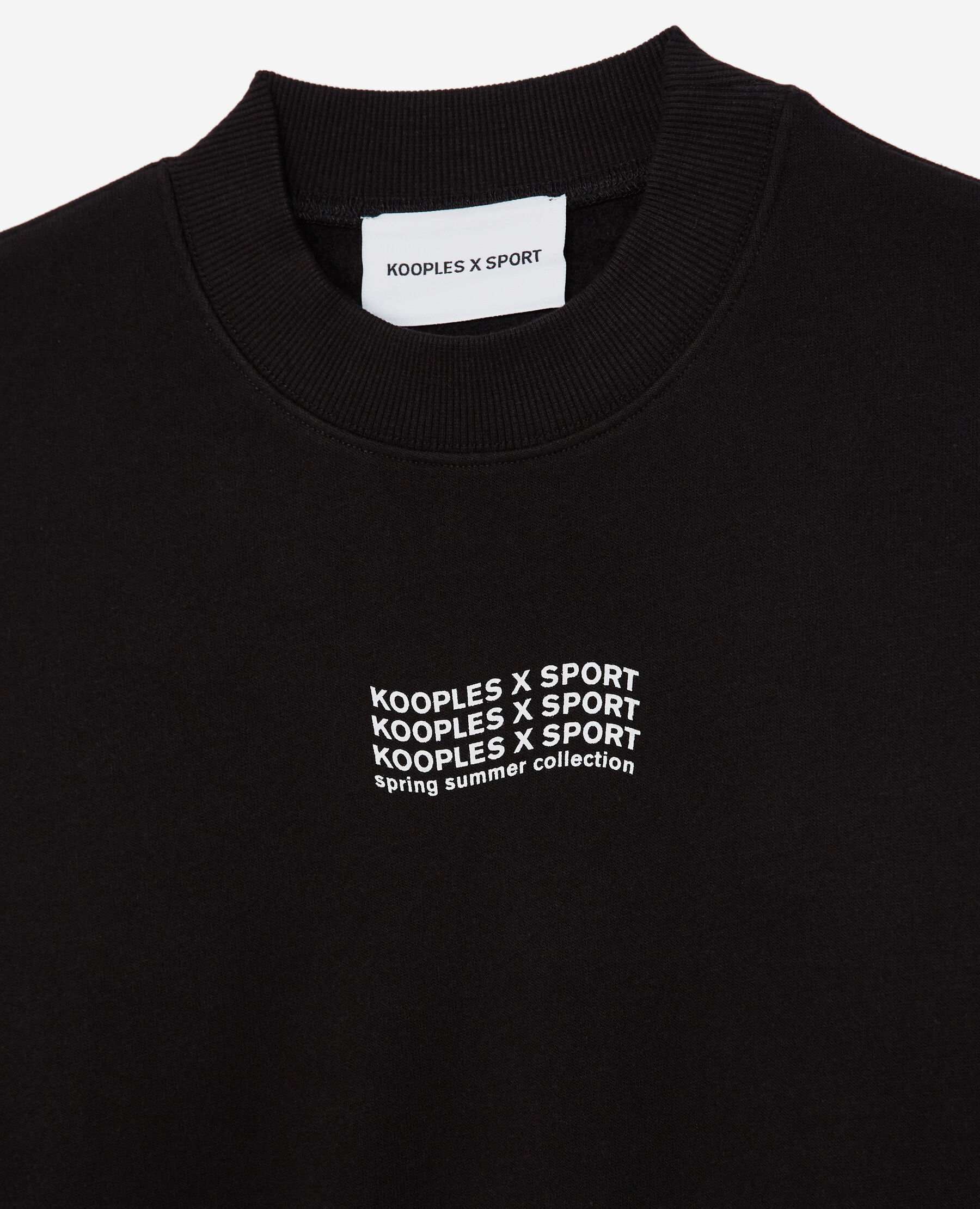 Black sweatshirt with contrasting wavy logo