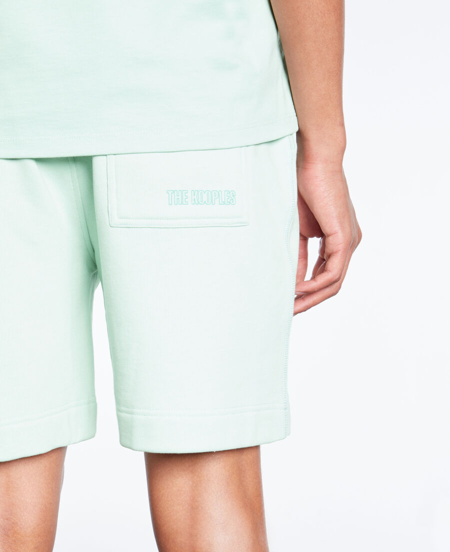 men's green what is t-shirt