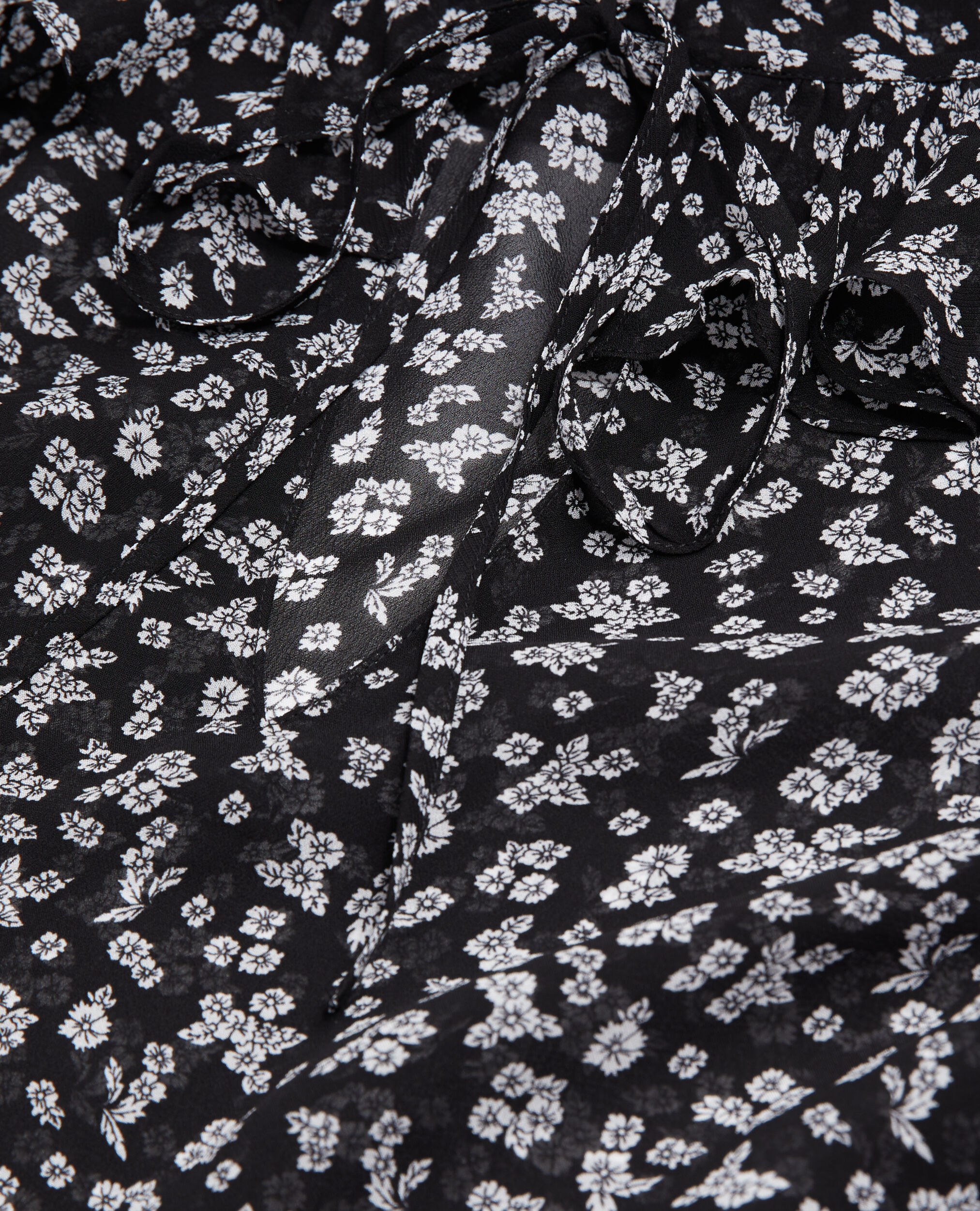 Top imprimé avec volants, BLACK-ECRU, hi-res image number null