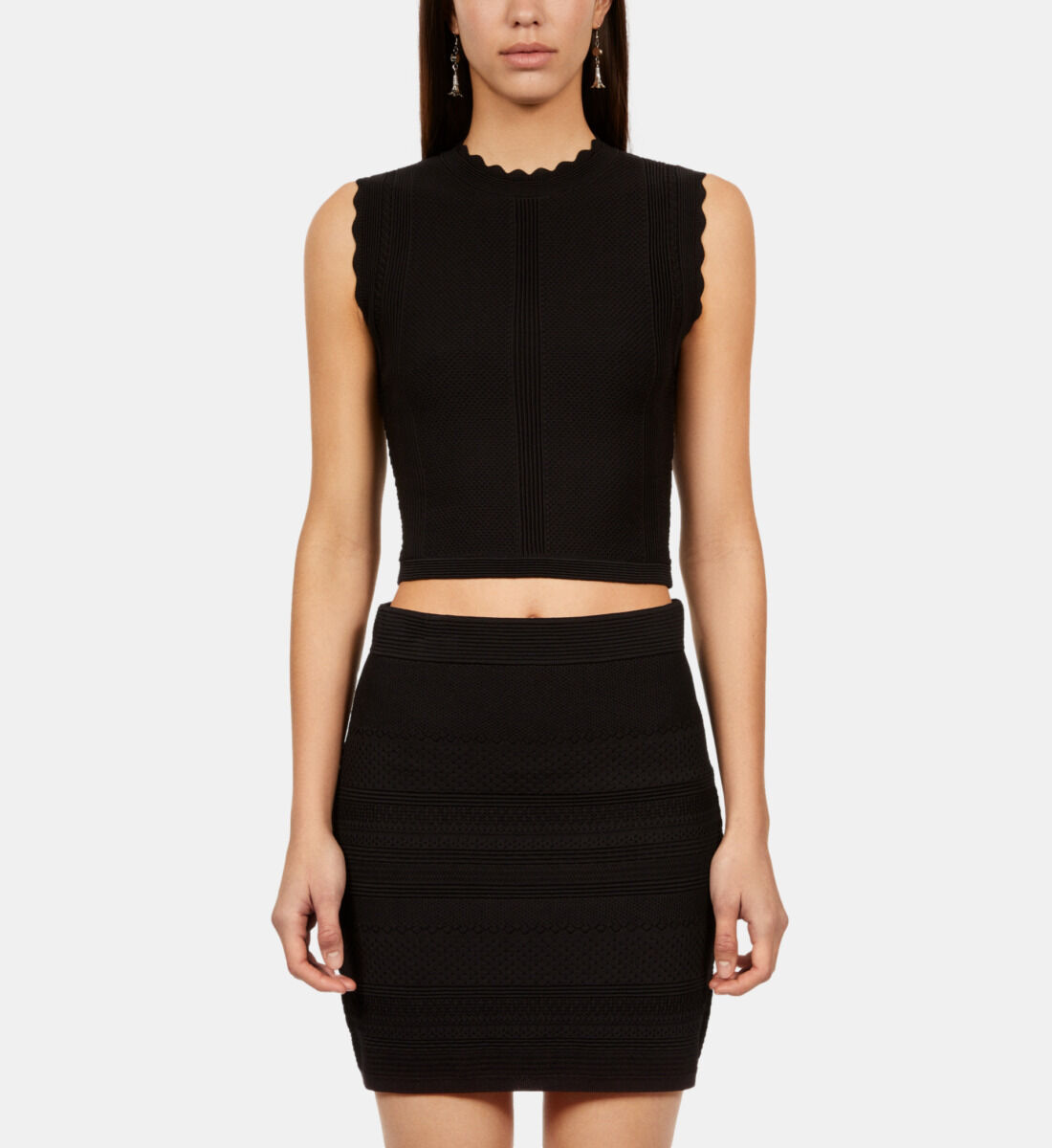 Short black knit skirt