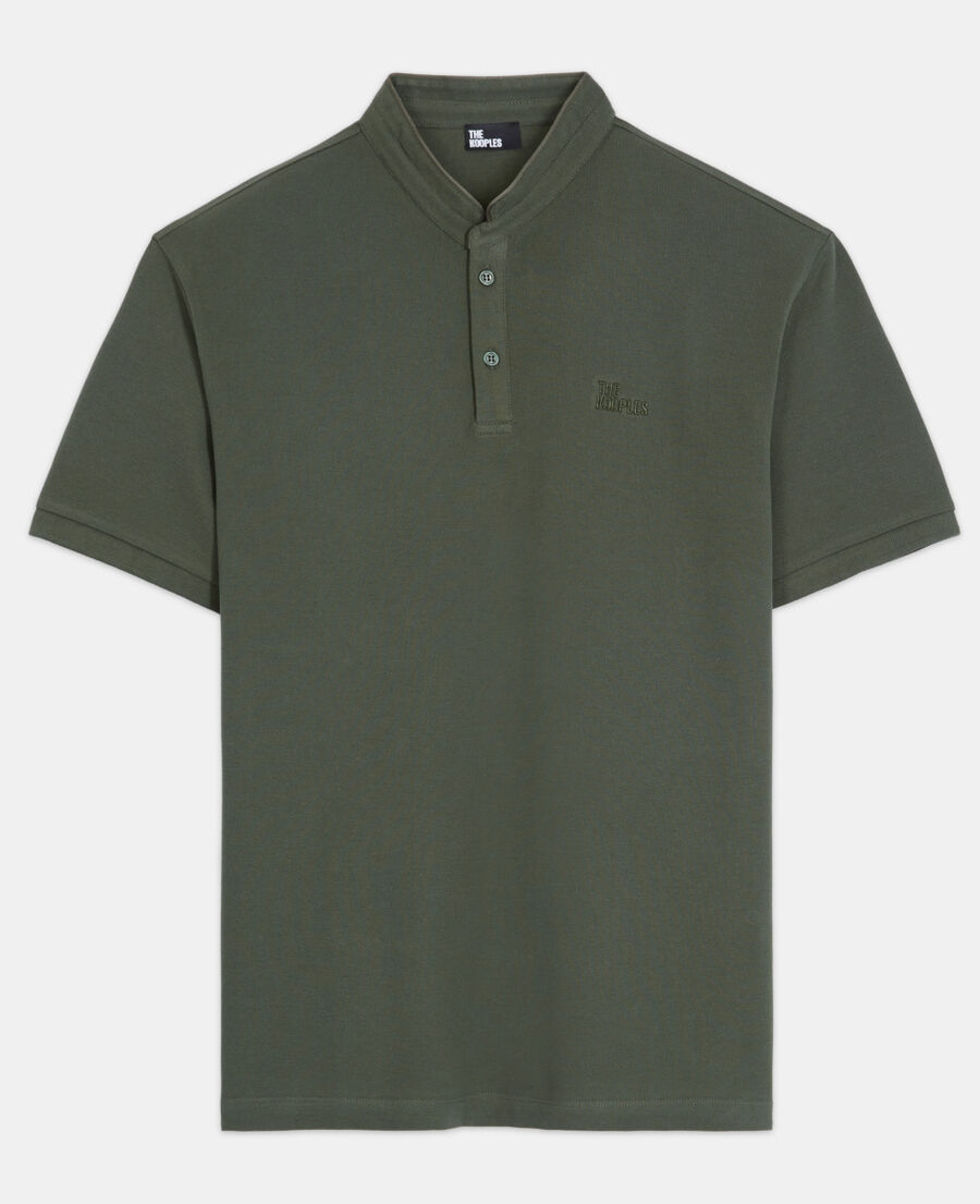 grünes poloshirt