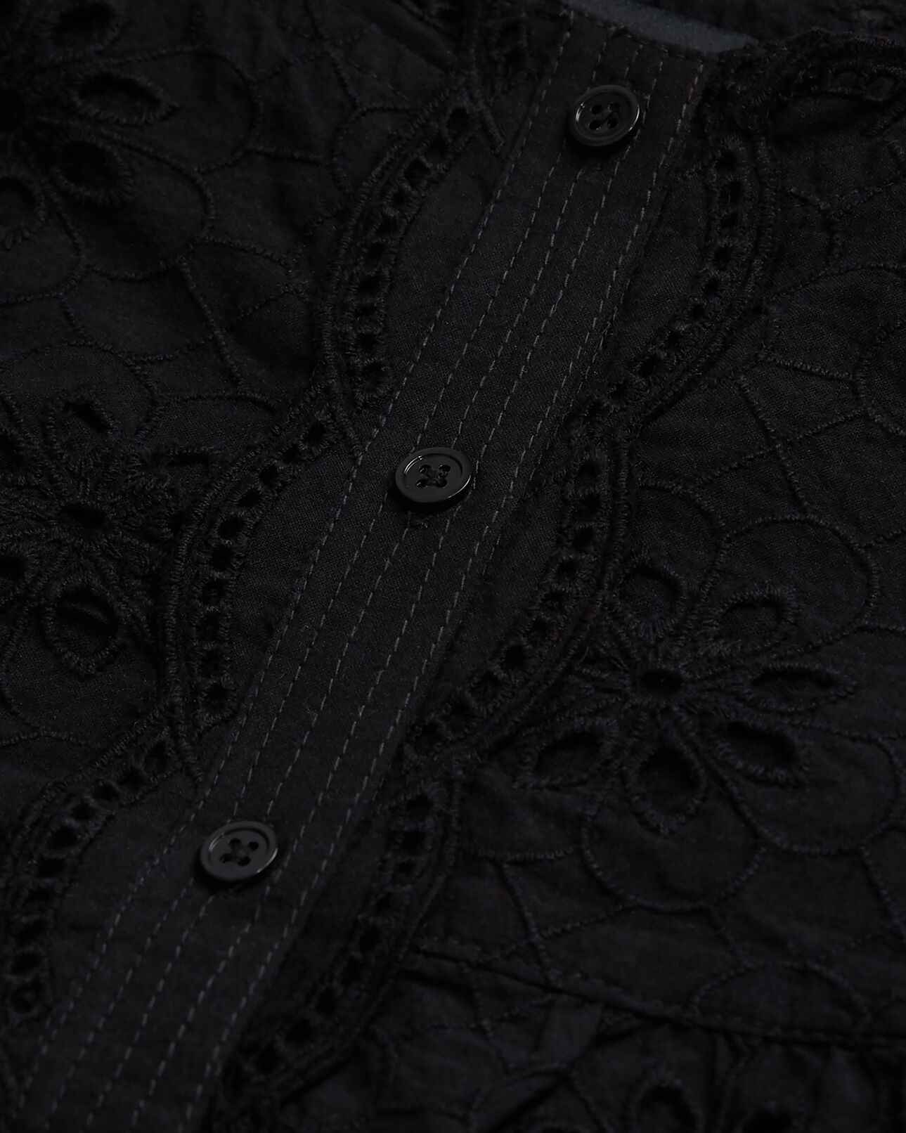 The Kooples DAMEN BLACK kurzes, schwarzes top mit englischer stickerei