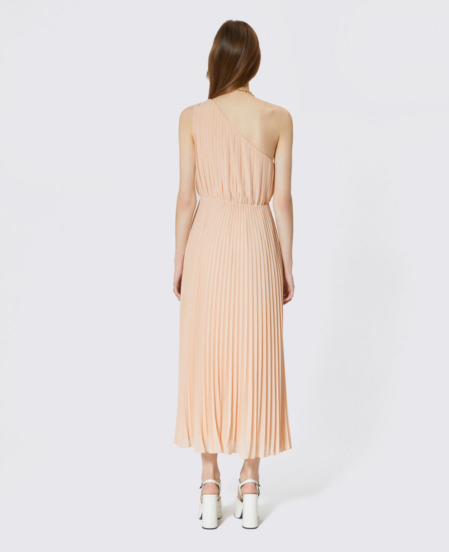 The Kooples FEMME NUDE POUDRE robe longue asym&eacute;trique pliss&eacute;e p&ecirc;che