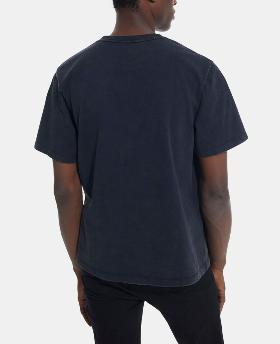 black t-shirt