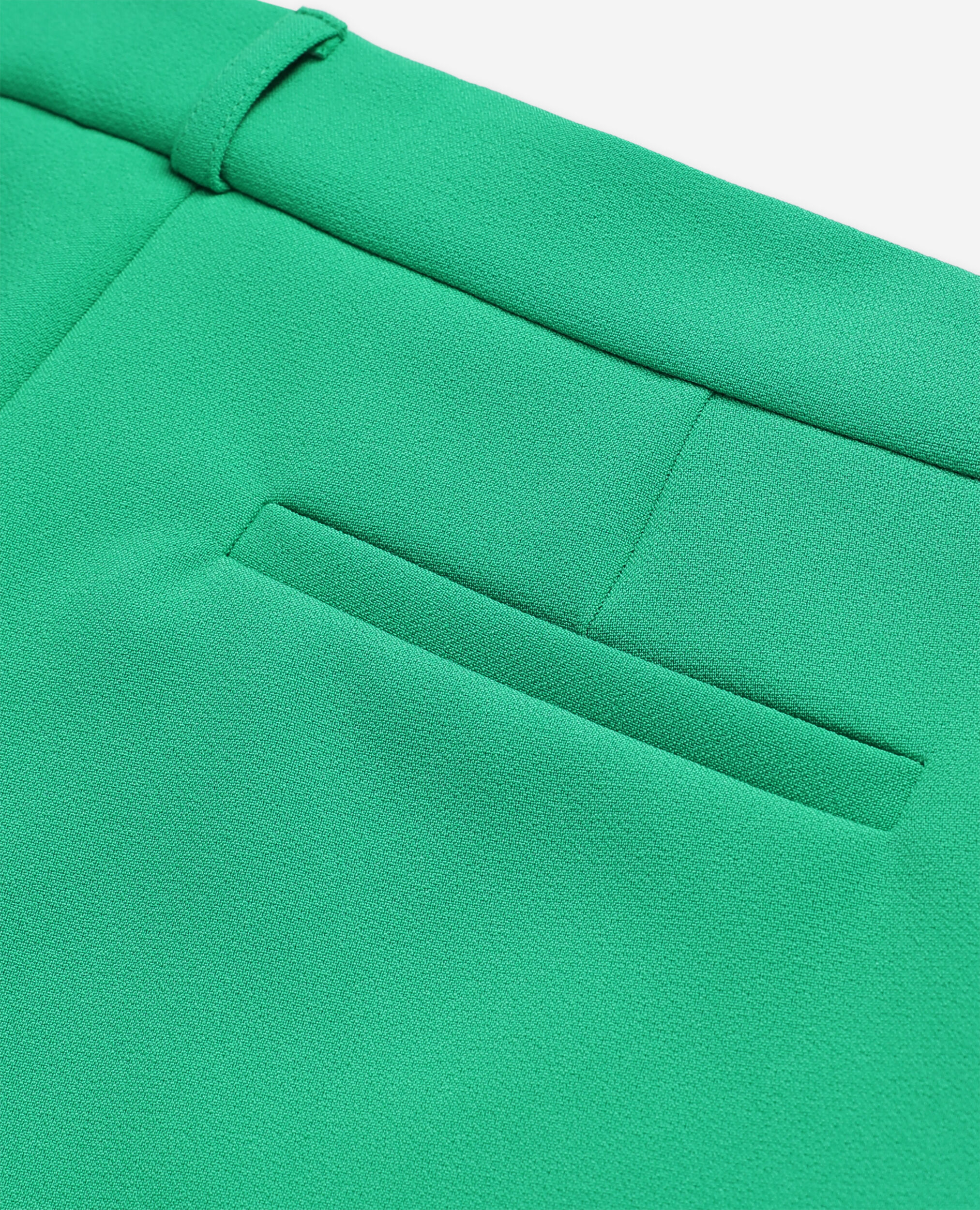 Grüne Anzugshorts aus Krepp, GREEN, hi-res image number null