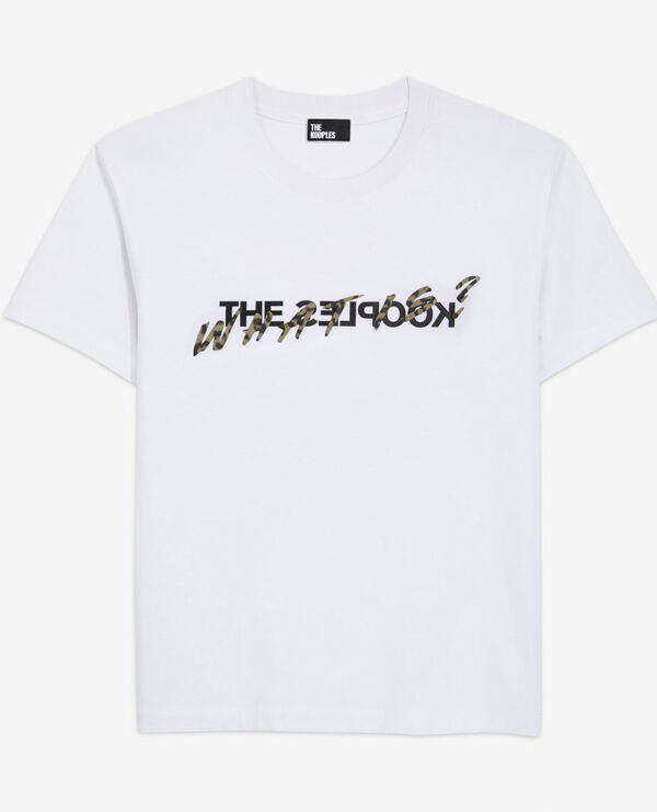 Weißes T-Shirt mit What is-Schriftzug