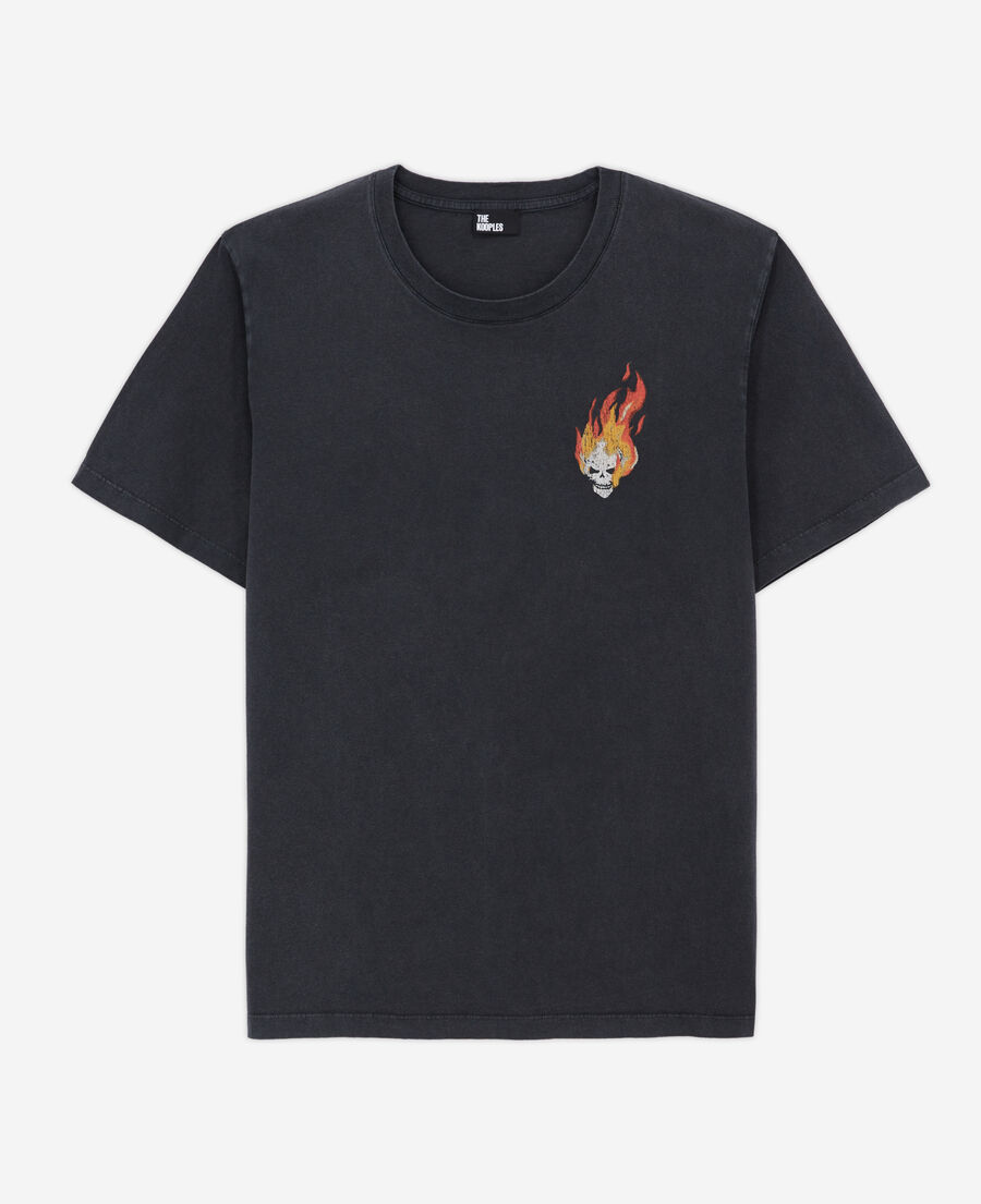 men's black t-shirt with skull on fire print