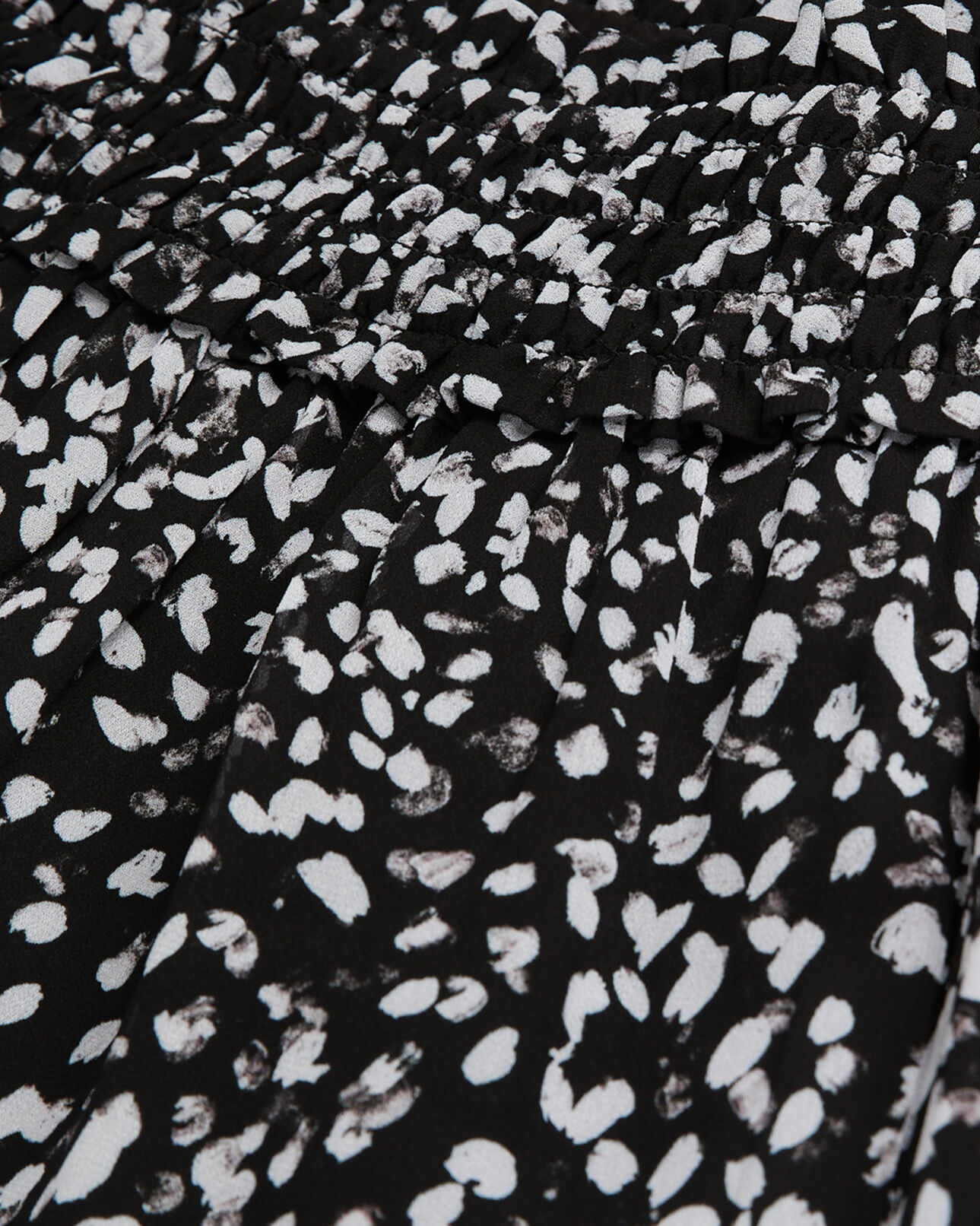 The Kooples WOMEN BLACK WHITE short printed skirt with smocking