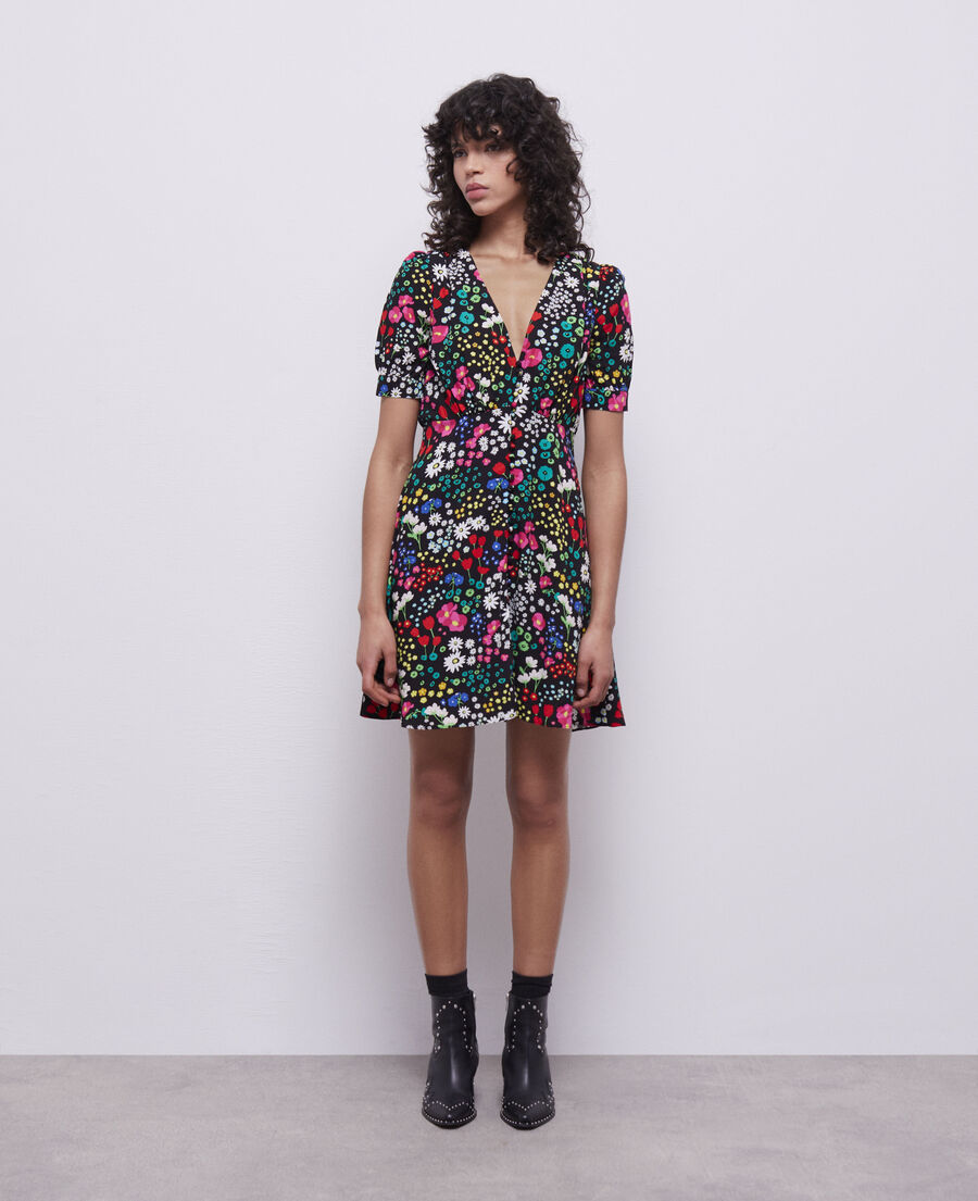 short printed dress with buttoning