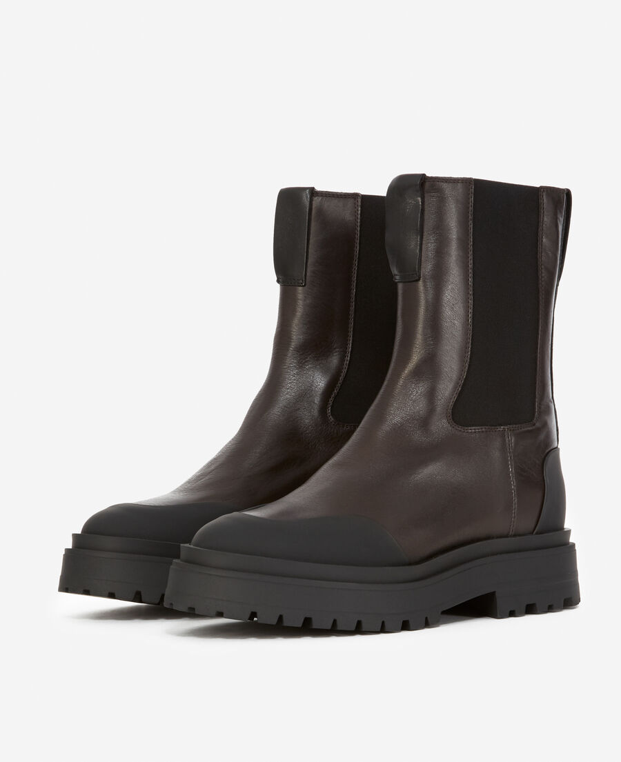 brown leather chelsea boots with logo