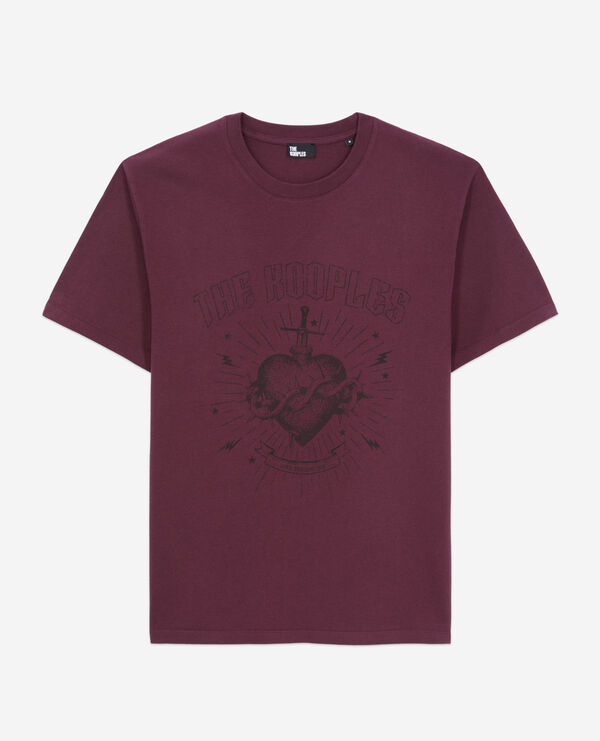 men's burgundy t-shirt with dagger through heart serigraphy