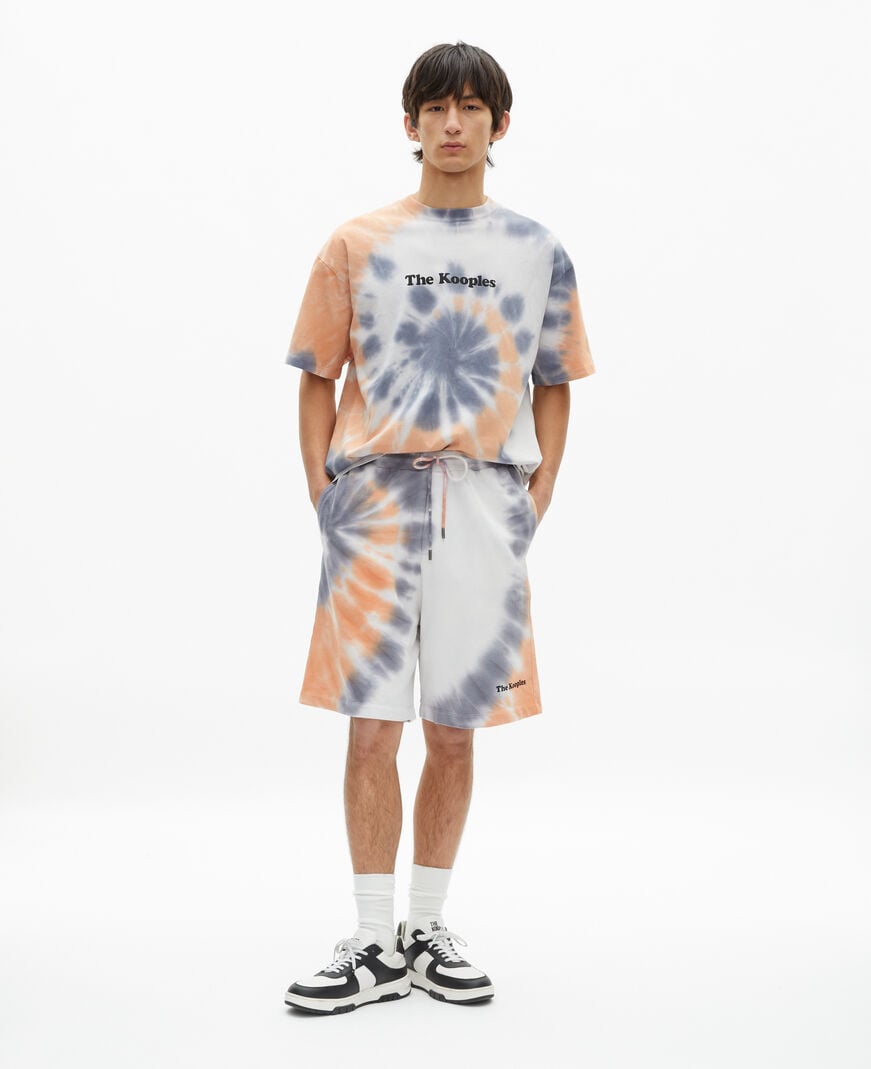 The Kooples HOMME NEW LIGHT BLUE short imprimé tie and dye bleu