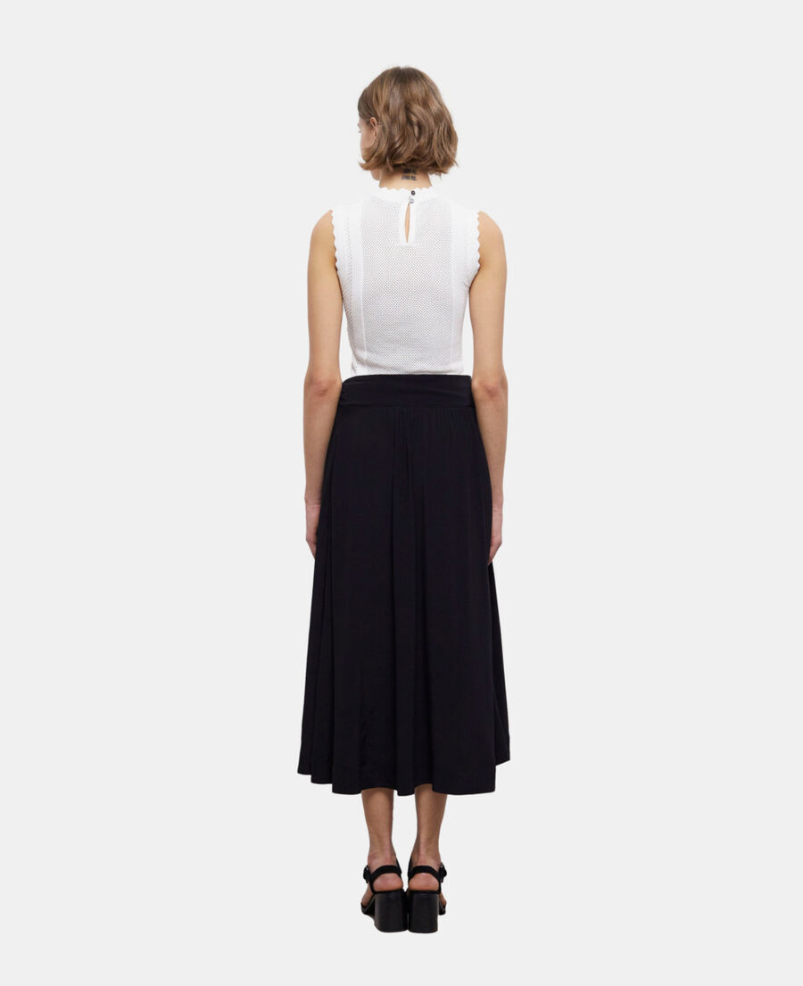 long black skirt