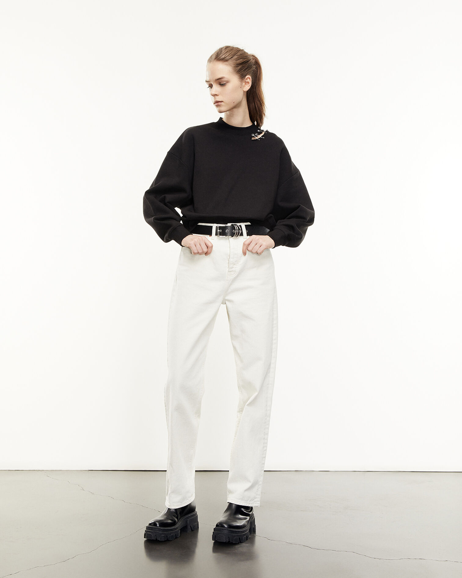 Sweatshirt noir à détails métallisés, BLACK, hi-res image number null
