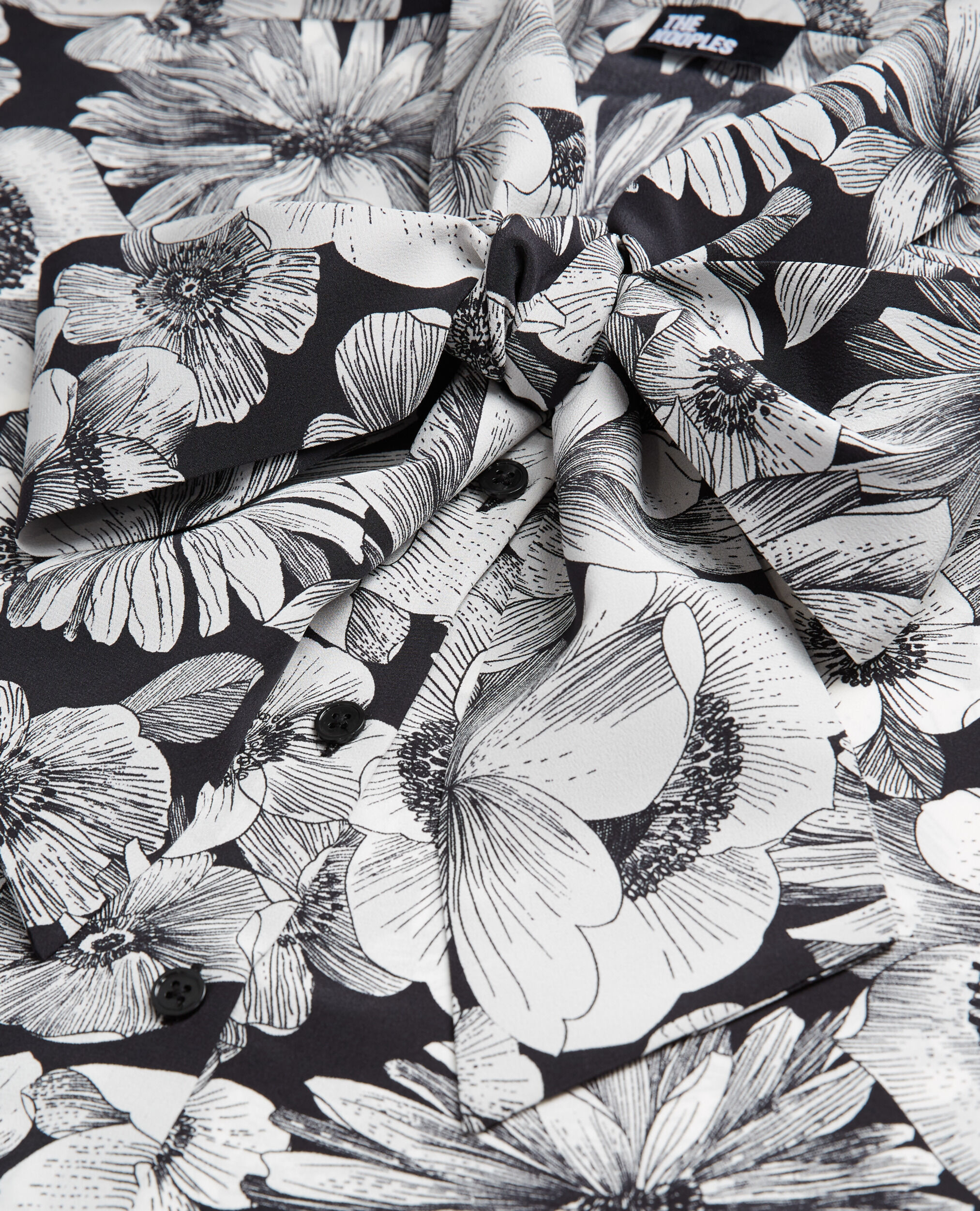 Chemise en soie fleurie col lavallière, BLACK WHITE, hi-res image number null