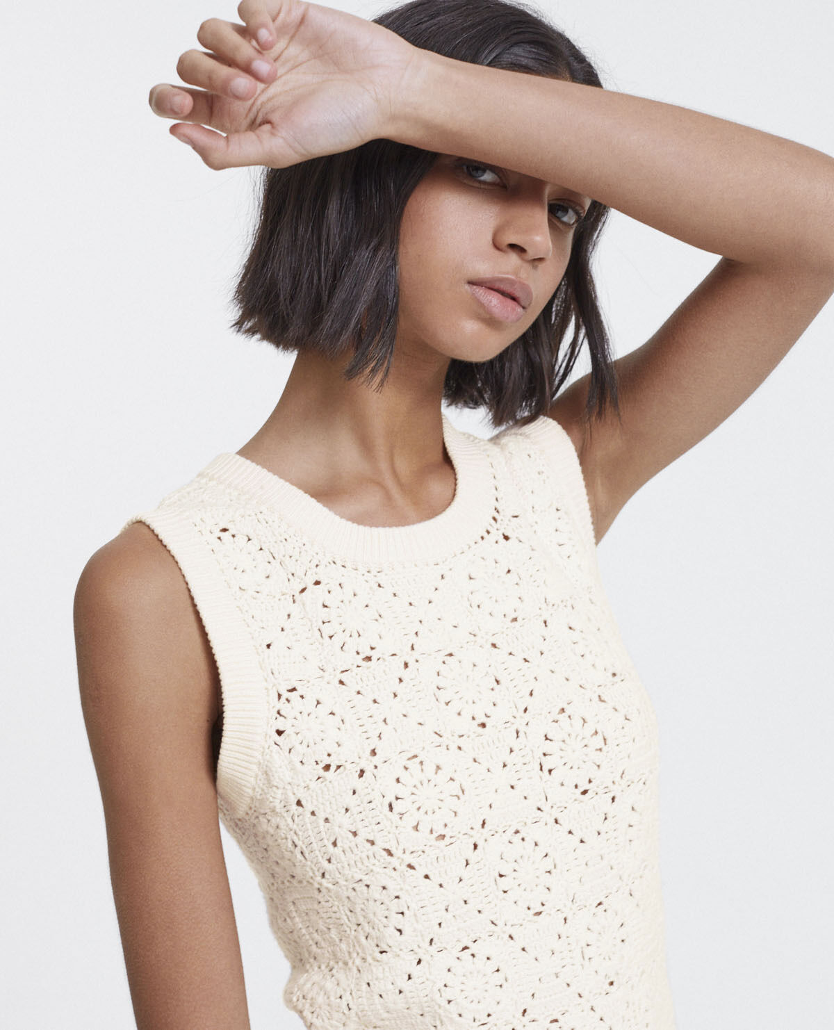 Robe blanche sans hotsell manche