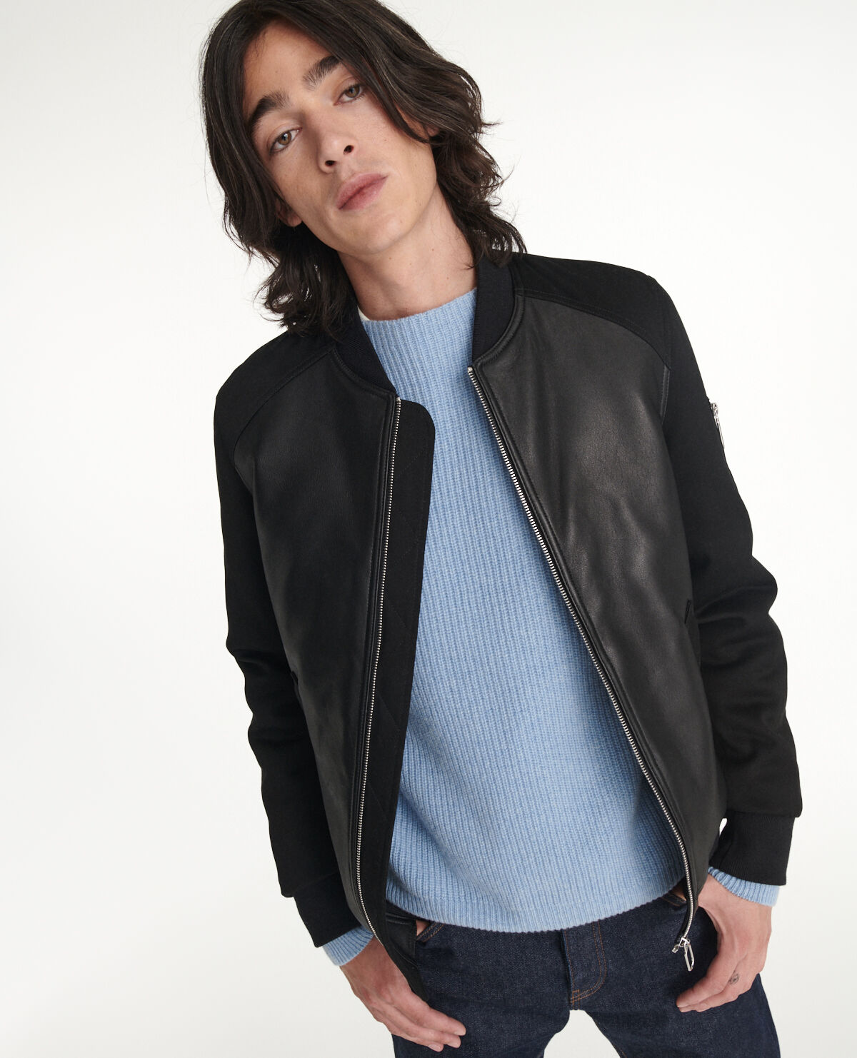 Bomber cuir noir a poche zippee