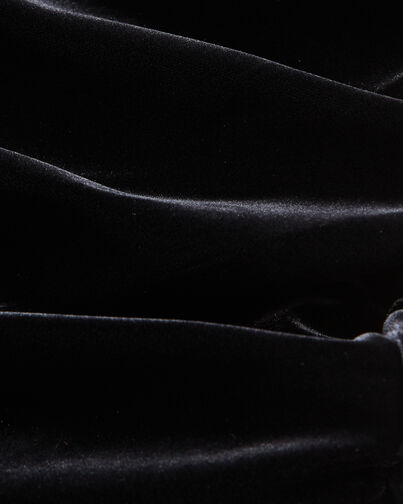 , BLACK, hi-res image number null