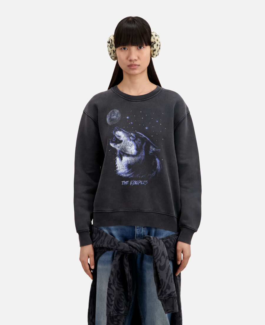 women's black sweatshirt with wolf serigraphy