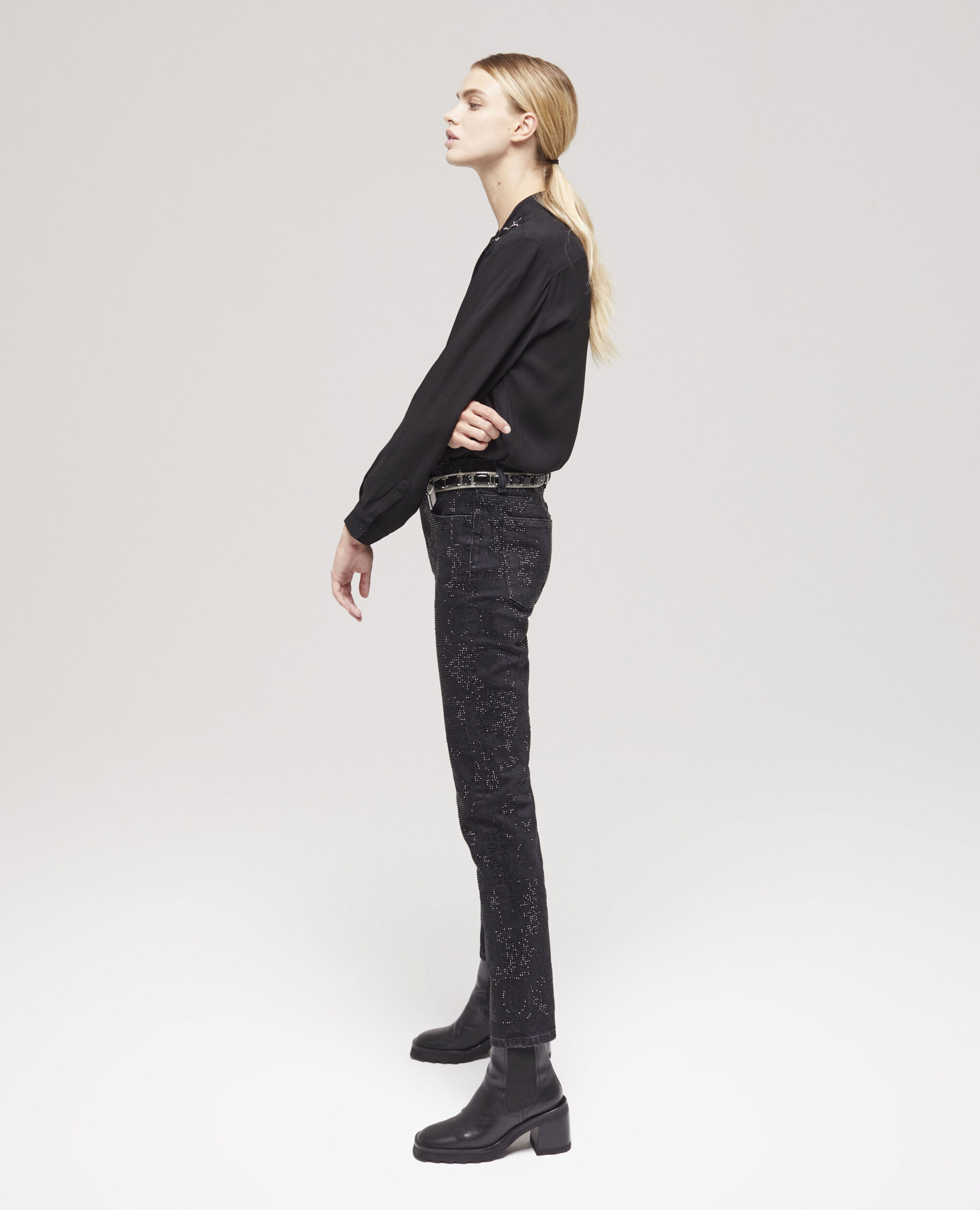 Schwarze Jeans mit Slim-Fit-Passform und Logo mit Strassbesatz, BLACK WASHED, hi-res image number null