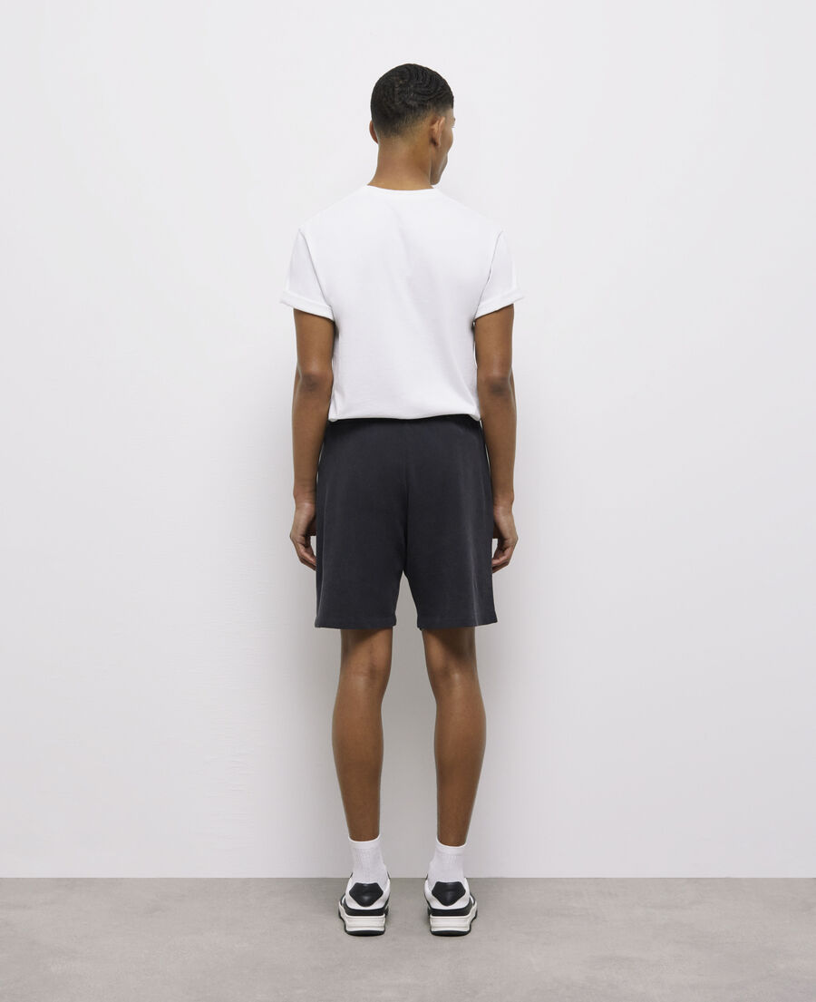 black fleece shorts with western-style embroidery
