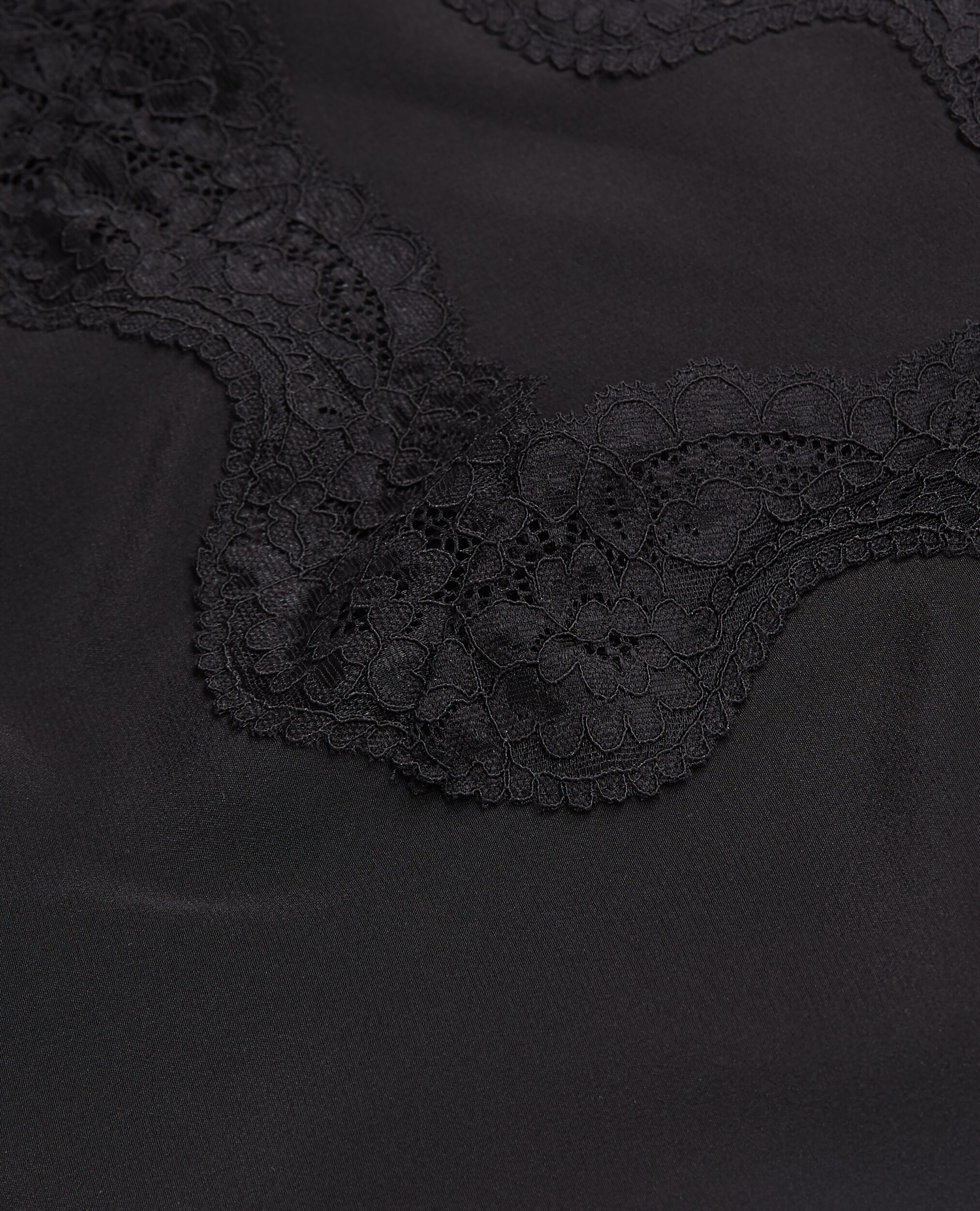 Caraco noir en soie avec détails en dentelle, BLACK, hi-res image number null