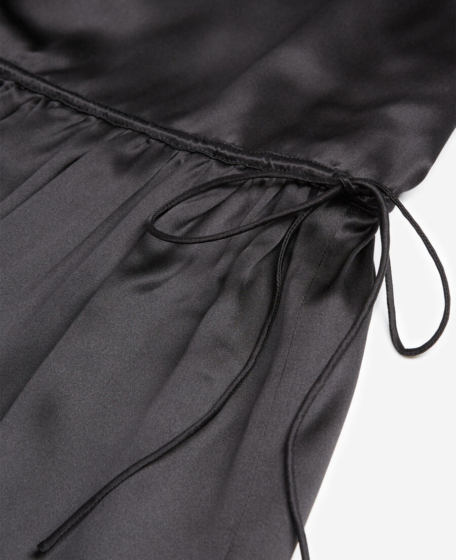 robe longue noire soie à fines bretelles