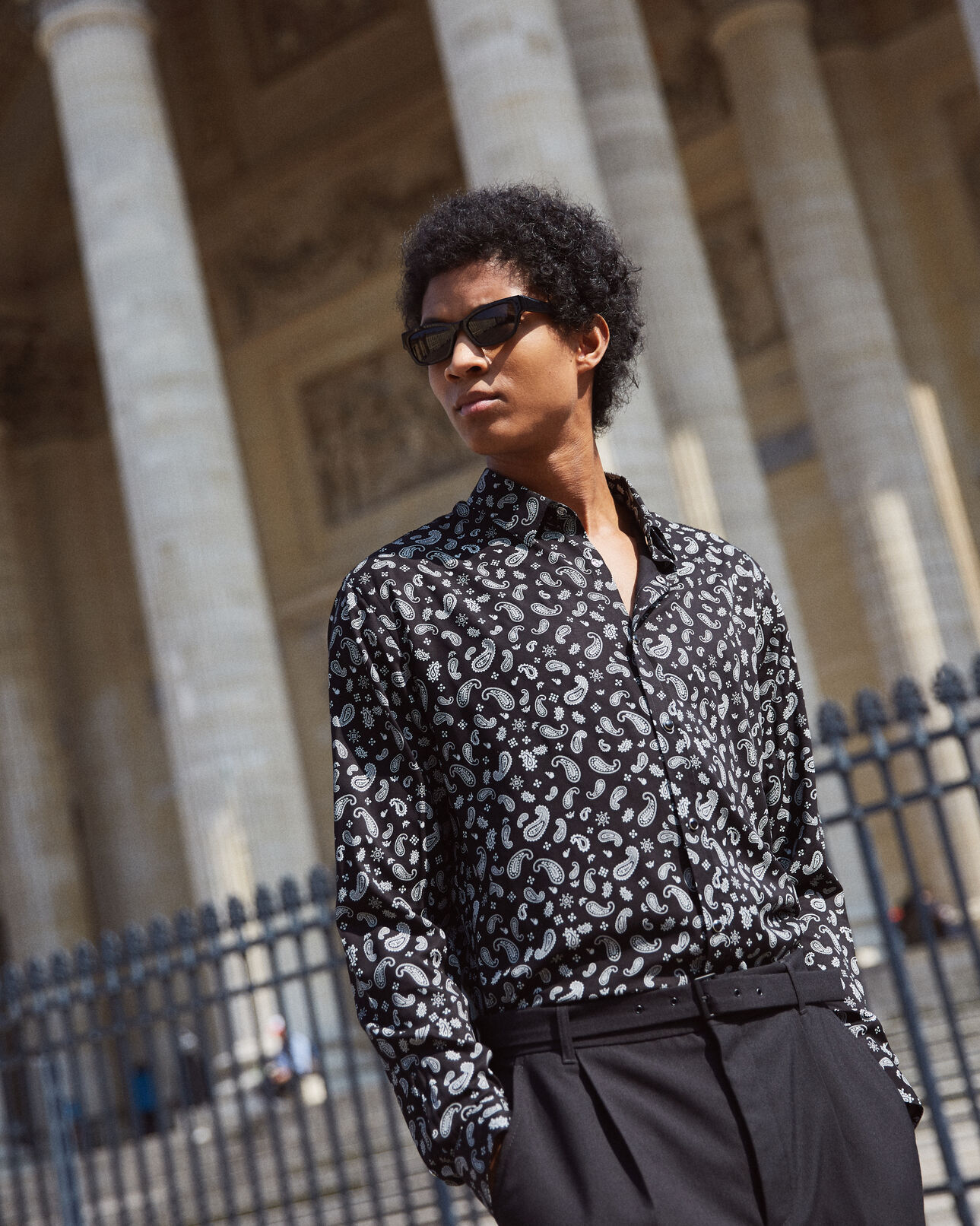 The Kooples HOMME BLACK WHITE chemise imprimé bandana noir et blanc