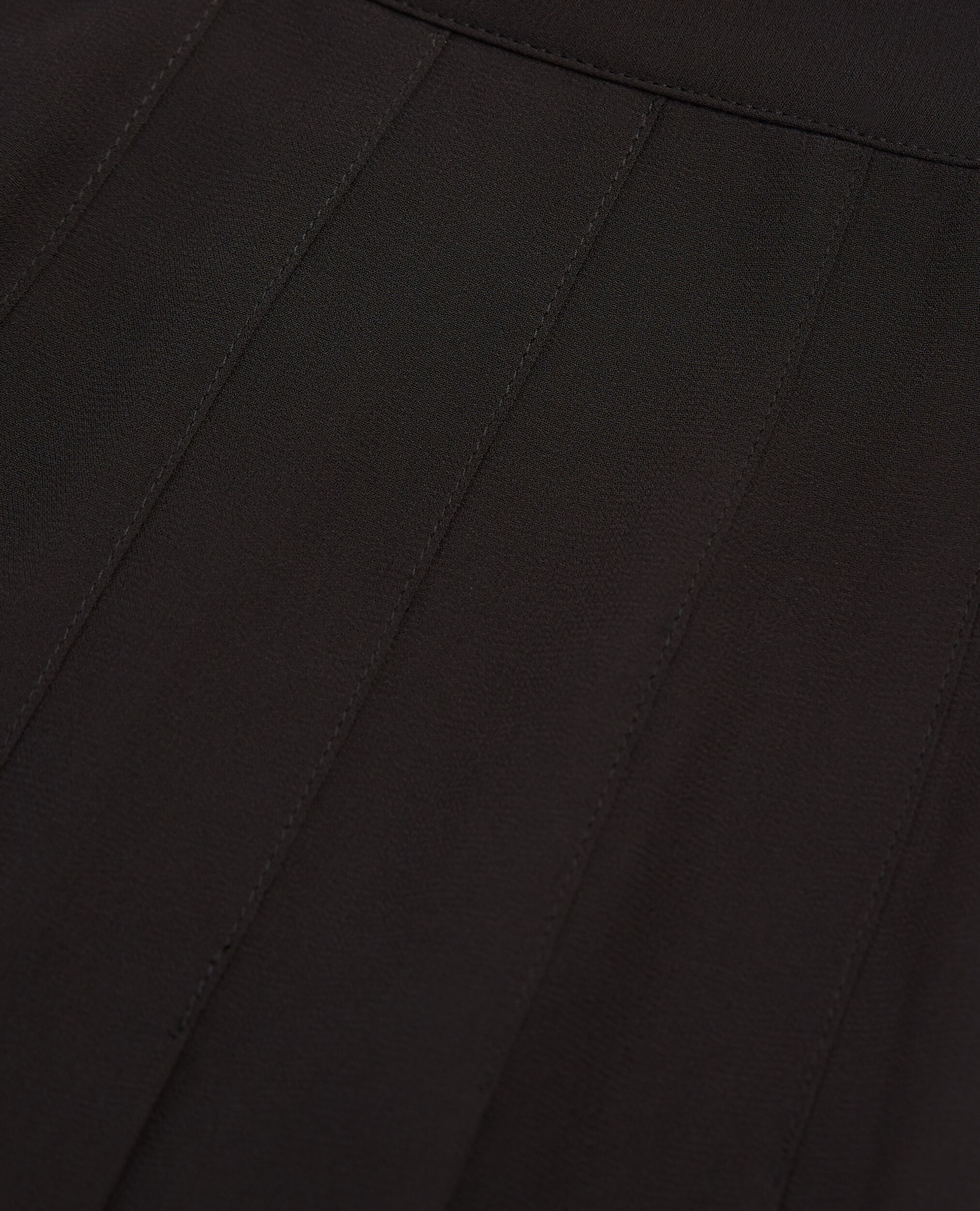 Falda corta negra fluida plisada, BLACK, hi-res image number null