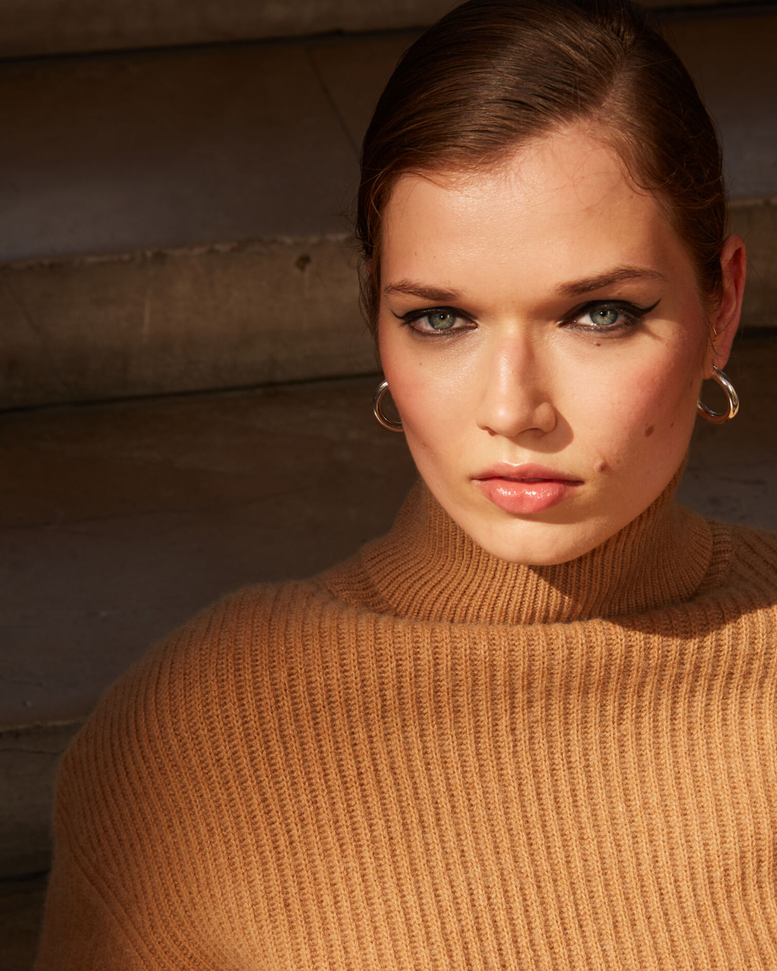 Side split long turtleneck sweater in camel, CAMEL, hi-res image number null