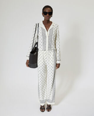 The Kooples FEMME WHITE / BLACK pantalon fluide droit imprim&eacute; bandana &eacute;cru