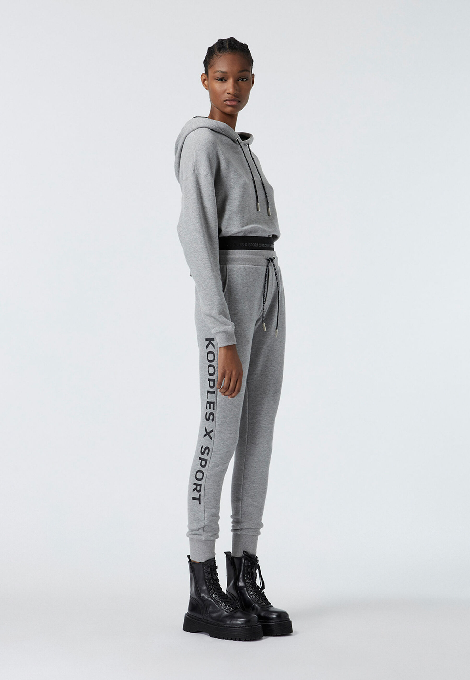 Grey jogging suit shop