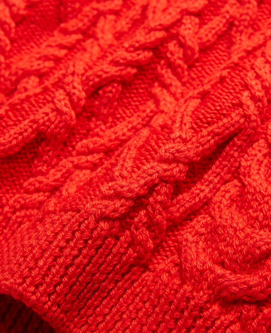pull en laine rouge