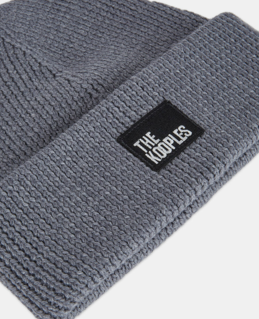 gray wool beanie