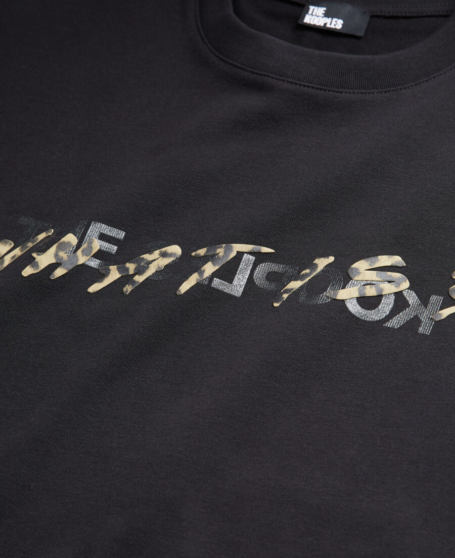 black and leopard print what is t-shirt