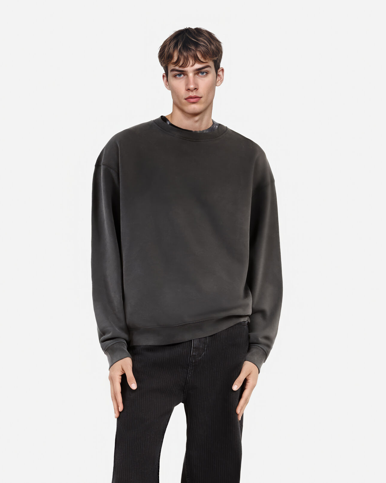 The Kooples HOMME BLACK WASHED sweatshirt à serigraphie noir
