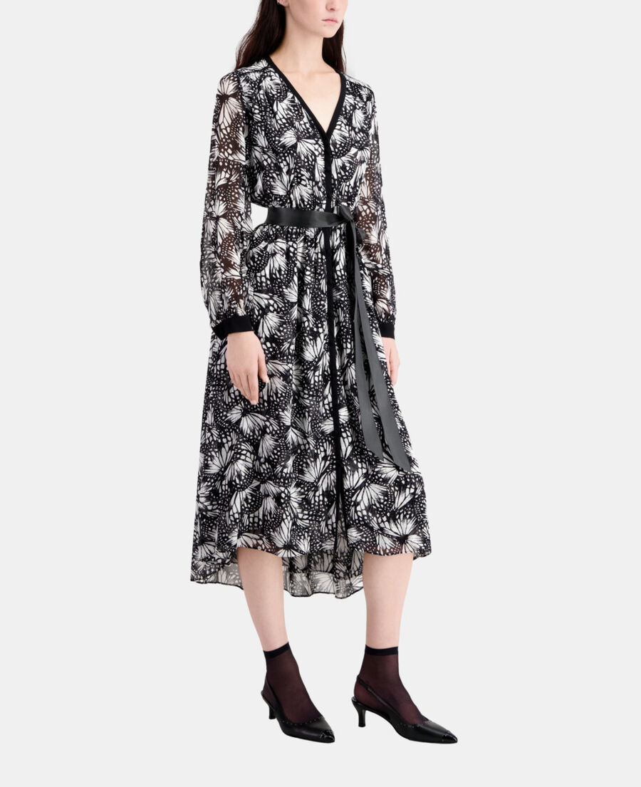 langes kleid mit print und knopfverschluss