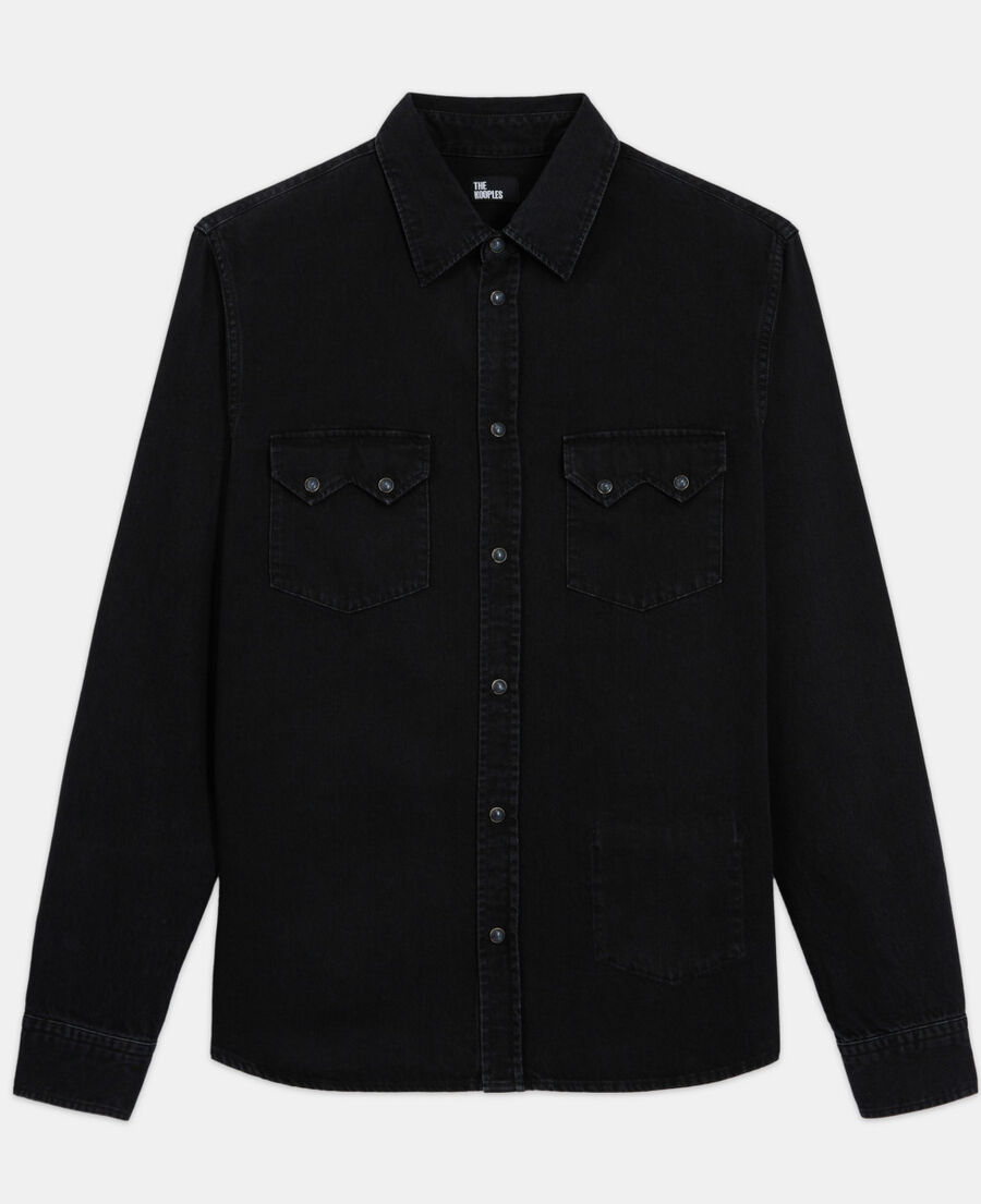 schwarzes jeanshemd mit klassischer kragen