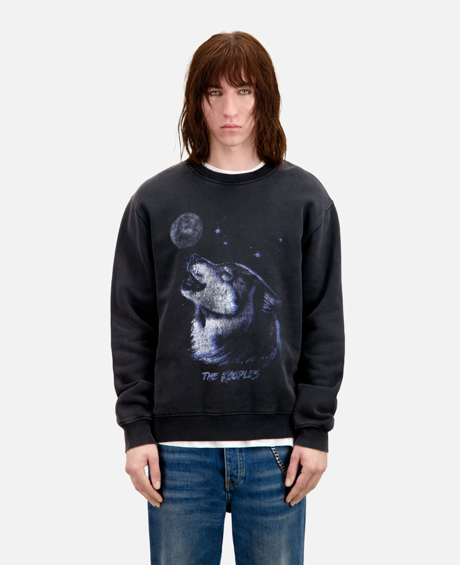 men's black sweatshirt with wolf serigraphy