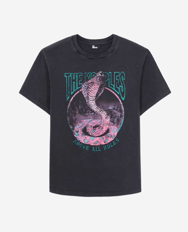 schwarzes t-shirt damen mit „cobra“-siebdruck