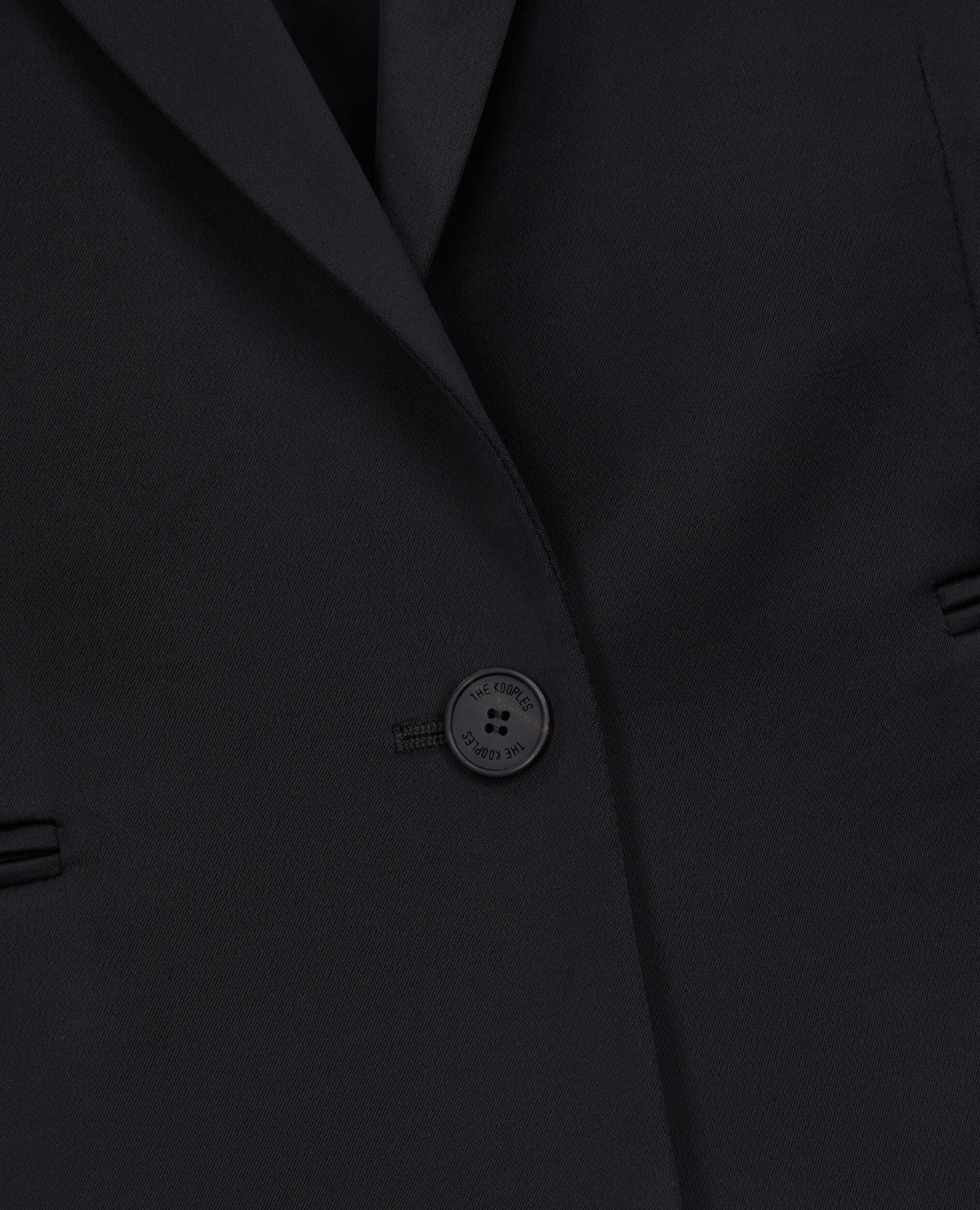 Schwarze kurze Jacke aus Satin, BLACK, hi-res image number null