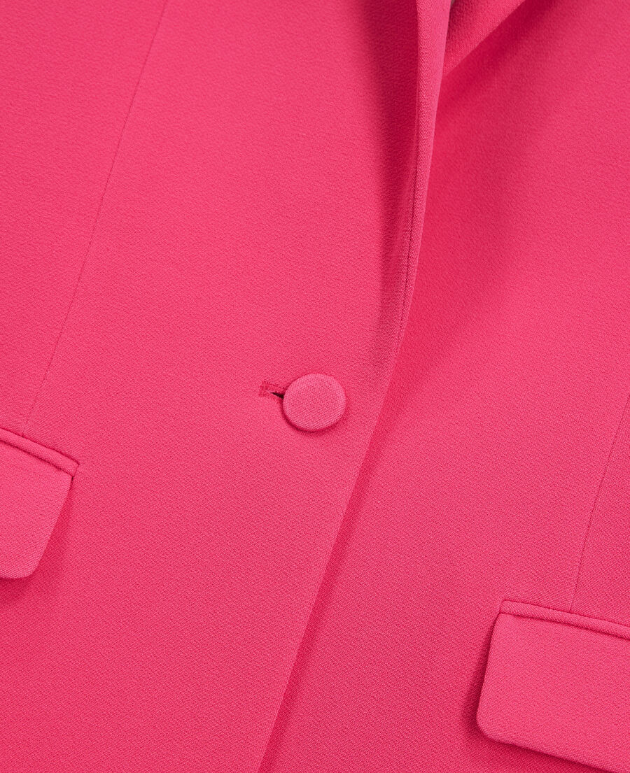 chaqueta elegante rosa vivo