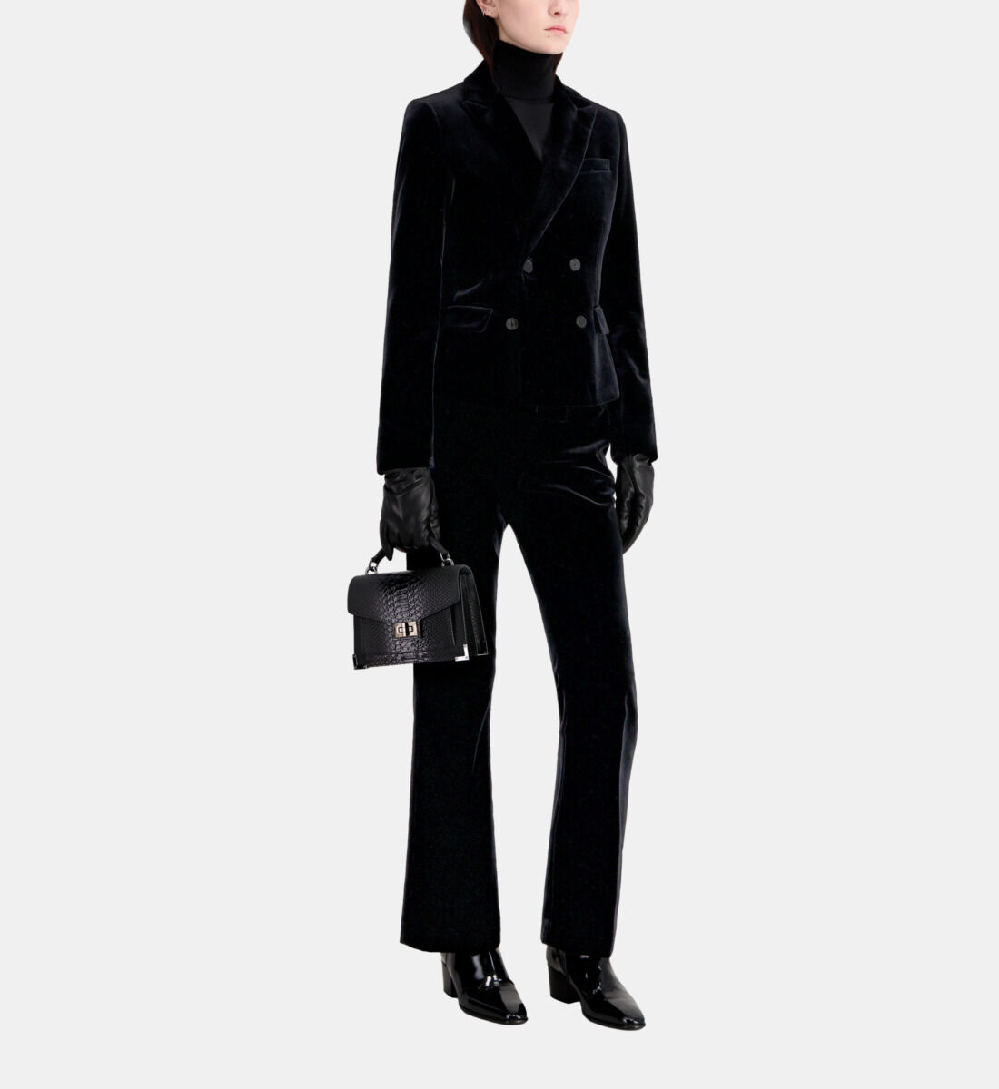 Short black velvet jacket hotsell