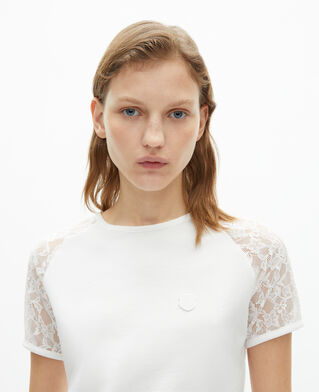 The Kooples FEMME ECRU t-shirt avec manches en dentelle blanc
