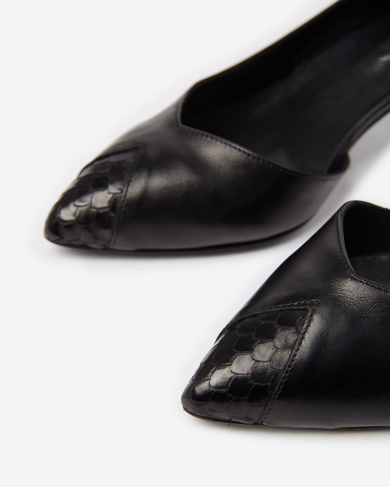 Black leather shoes with small heels, BLACK, hi-res image number null
